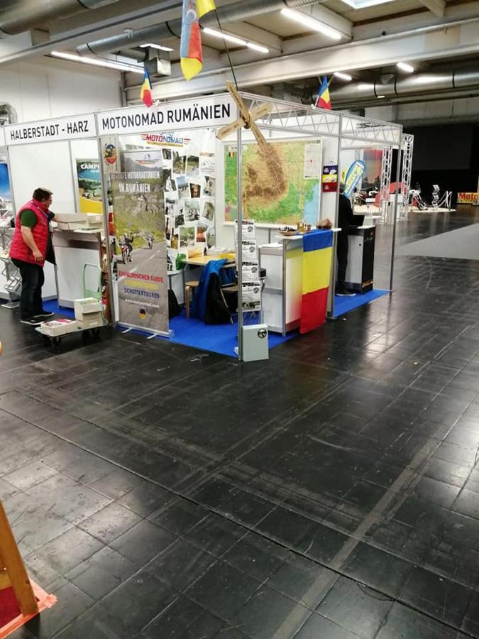 Pension, Camping&Biker Station zur Deutschen Eiche Ciocanesti Exterior foto